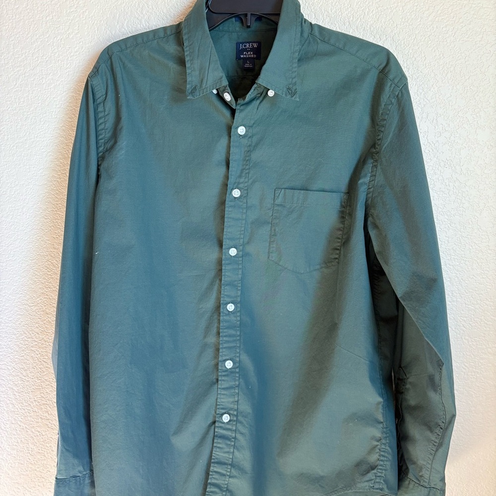 J. Crew Men's Casual Button Down in Green
